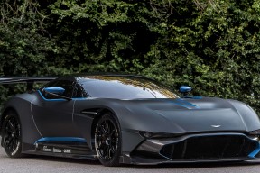 乐鱼体育登录-足球联赛品牌建设为何滞后，足球联赛命名