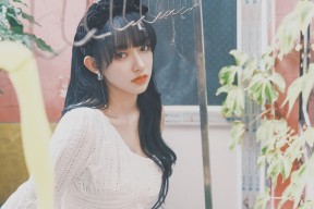 LEYU乐鱼体育官方网站-“简阳文体中心羽毛球赛事：技术高超选手争锋决胜”