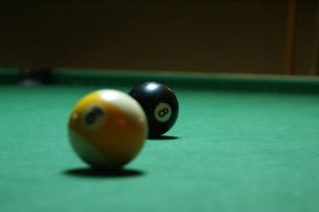 乐鱼体育登录-“台球高手齐聚天府校区，挑战精准与速度的极限”